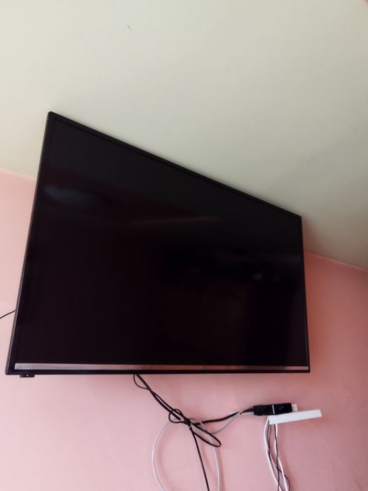 Телевизор JVC 43 инча