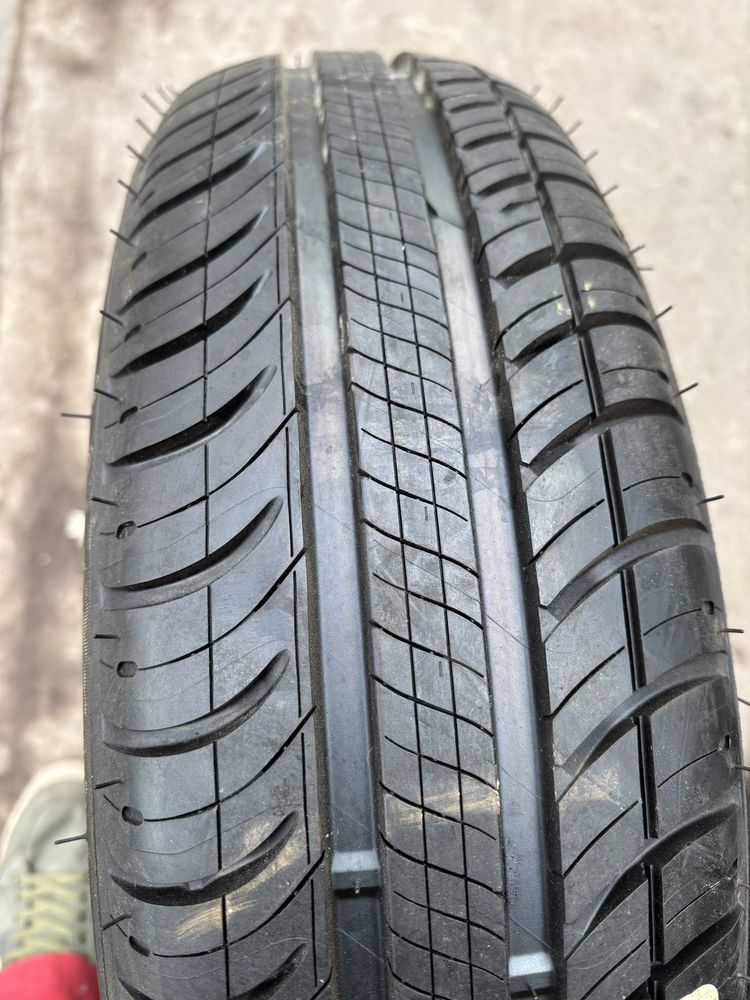 165/70/14 Michelin