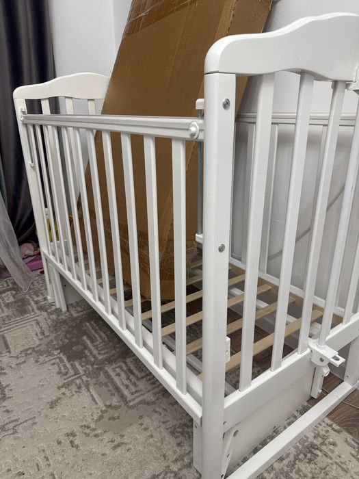 Кровать манеж.