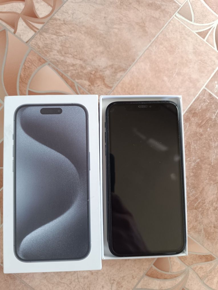 IPhone XR 256gb в корпусе 15 Pro