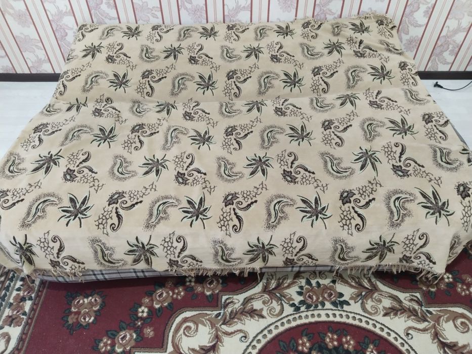 Дивандар сатылады.