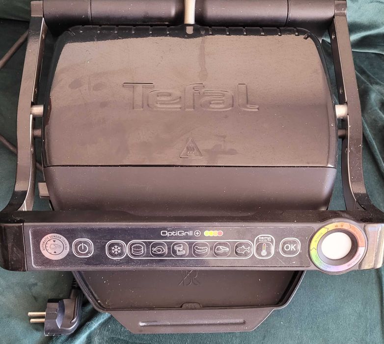 Gratar electric Tefal OptiGrill negru