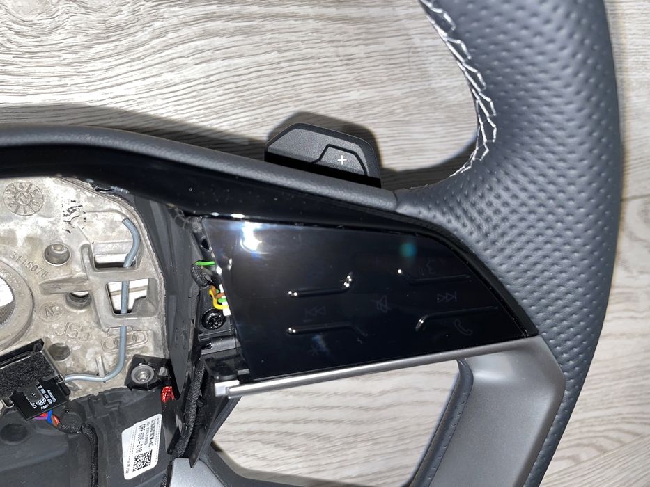 Volan tesit piele/comenzi/padele Audi Q4 ETron SLine 89A419091M