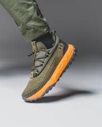 Adidasi Under Armour Ua Hovr Summit FT Delta masura 43