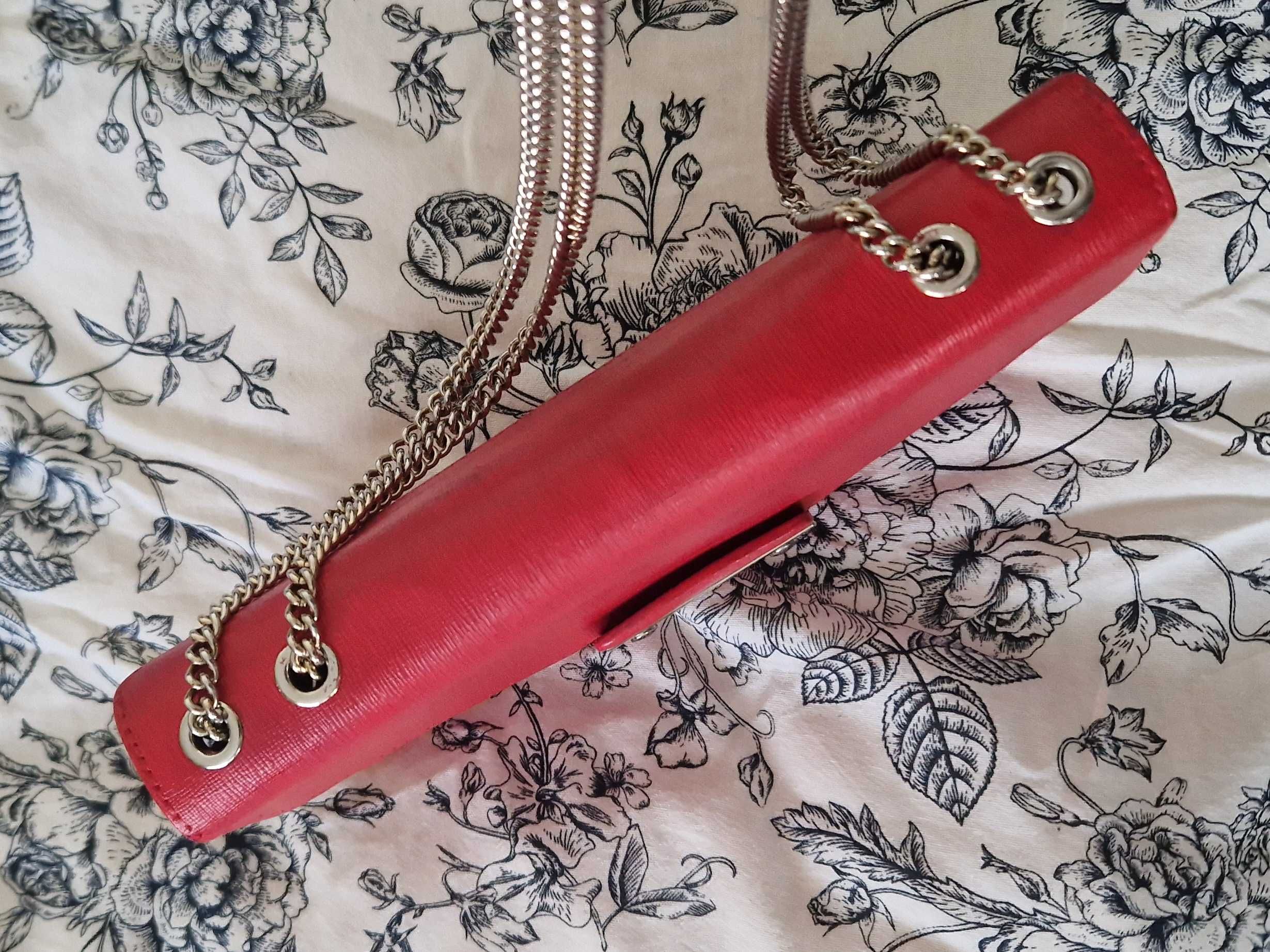 Червена чанта Furla
