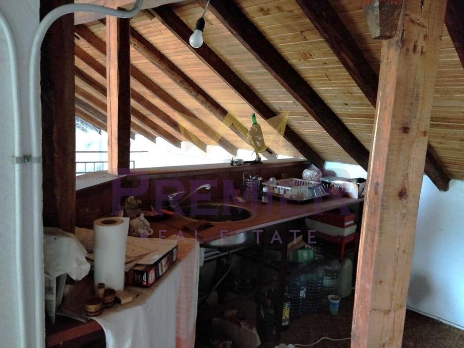 Продава се Къща в с. Страшимирово, Област Варна - 320 кв.м за 663 €/кв.м - Снимка #10