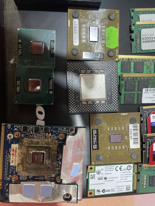 Ssd 1t hdd 1t racire rgb rami procesor