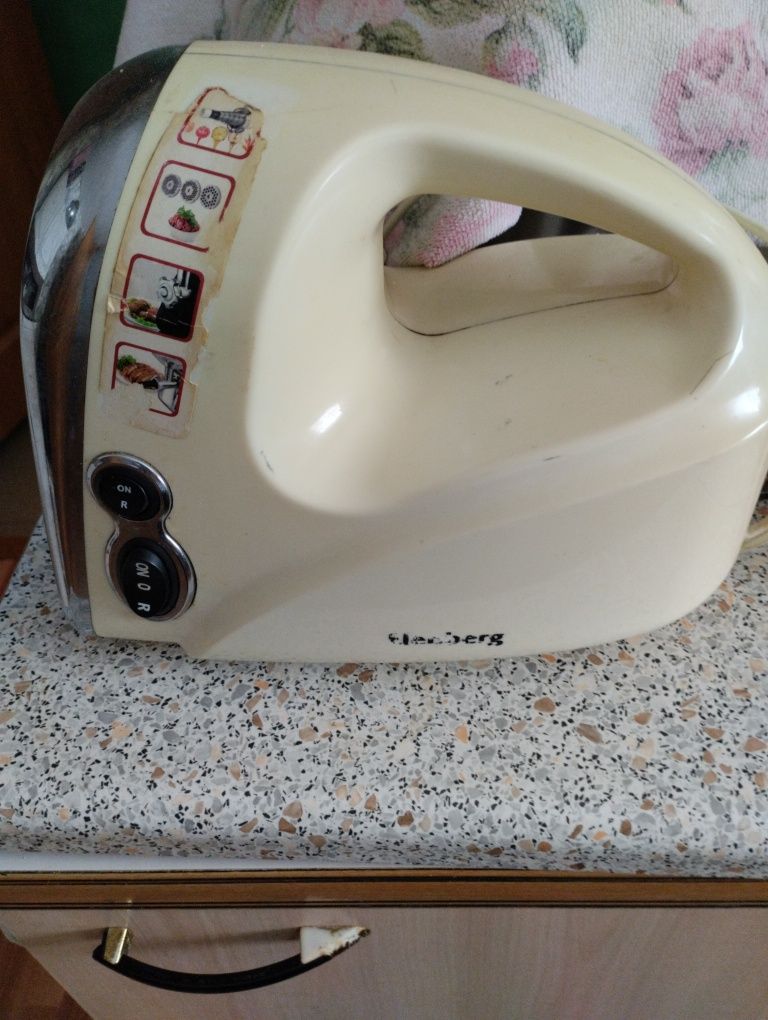 Продам мясорубку