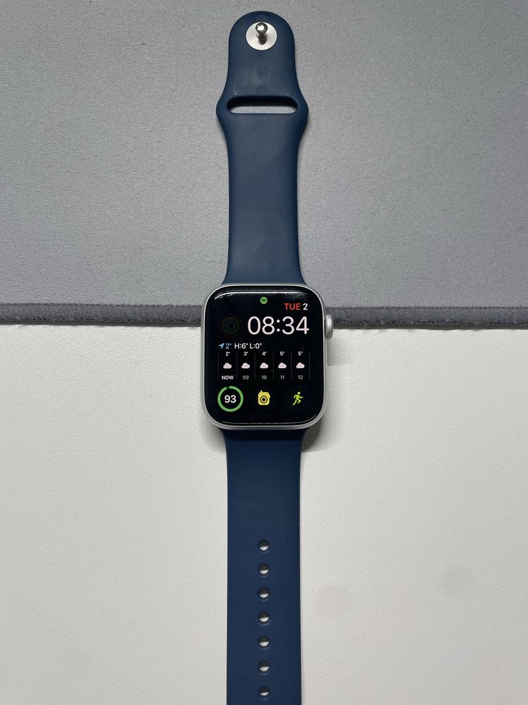 Apple Watch SE 44mm