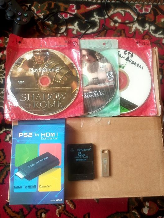 Sony Playstation 2 slim.