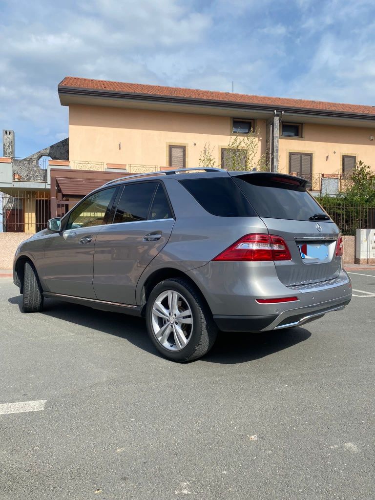 Mercedes ML GLE 250 cdi,km reali,fara accident,sport pack,proprietar