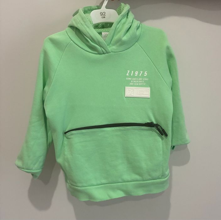 Bluza/hoodie ZARA baieti 3-4 ani si 4-5 ani