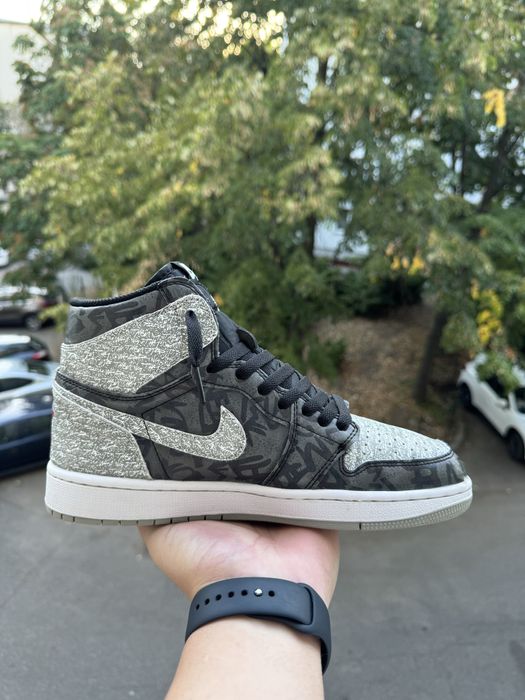 Air Jordan 1 Retro High Rebellionaire