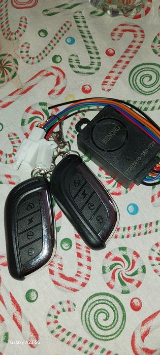 Триколка . Аларма и контактен ключ за триколка