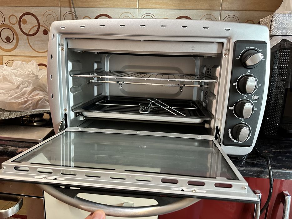 Cuptor eletric Carrefour HOME, 35L (nou)