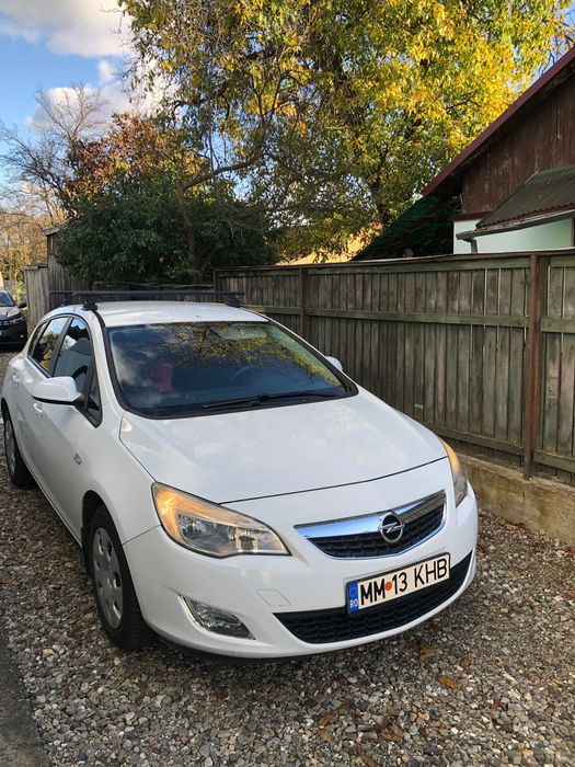 Opel Astra J 1,4 benzina