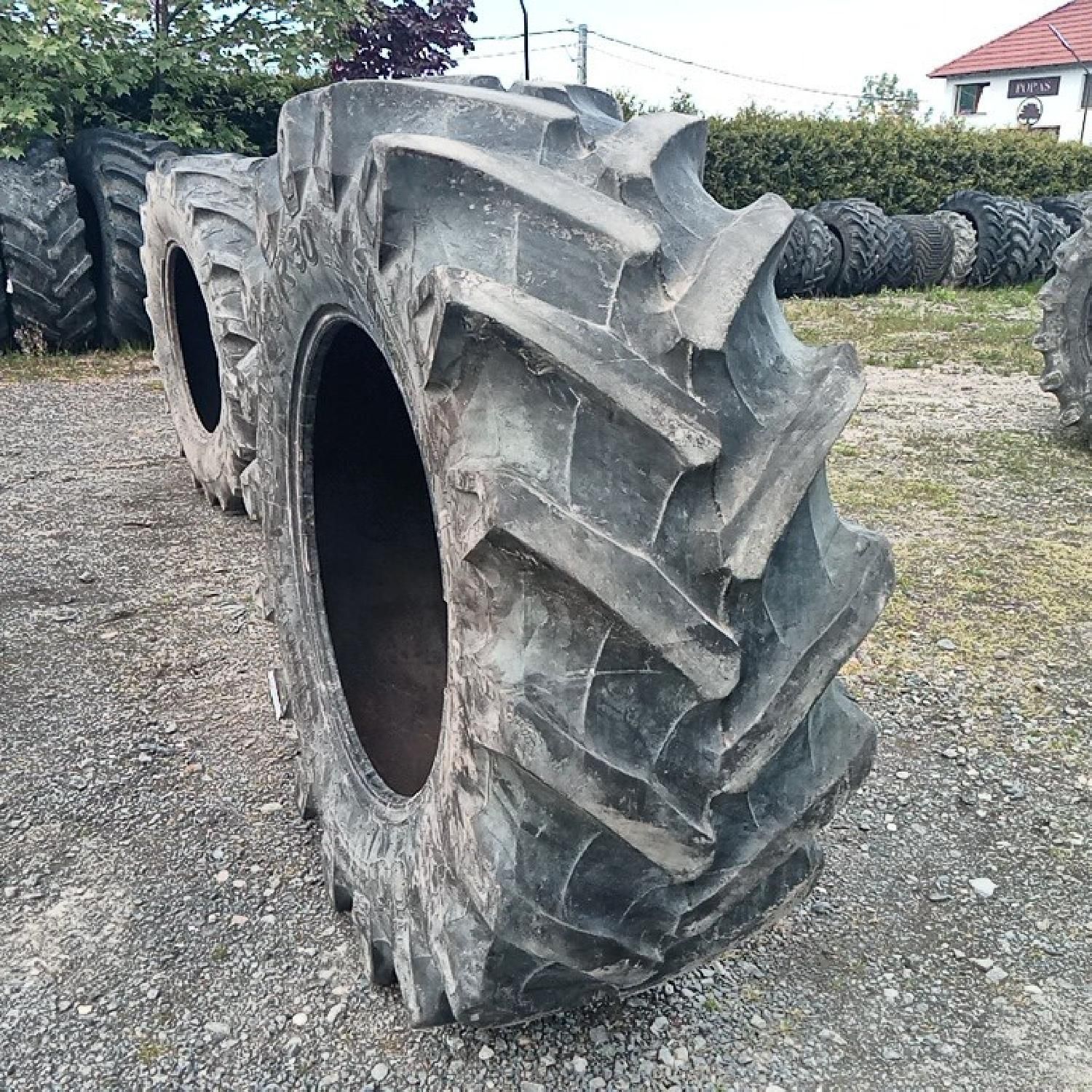 Cauciucuri 520/70R30 Pirelli Anvelope Second Hand REZISTENTE