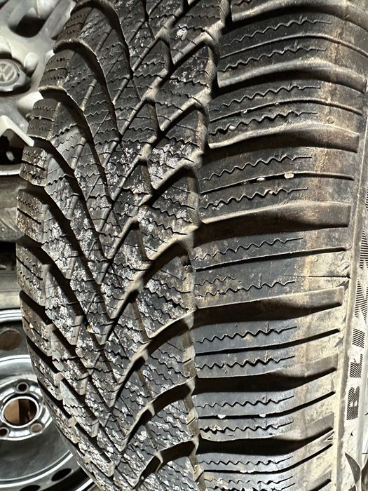 Bridgestone зимни Гуми 205/55 R16
