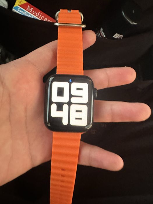 Продам часы     .