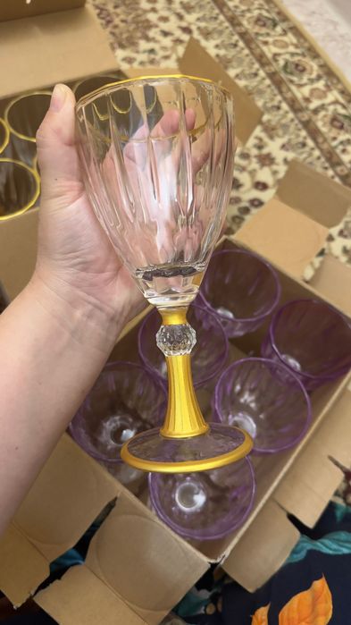 Сок ішетін бокал