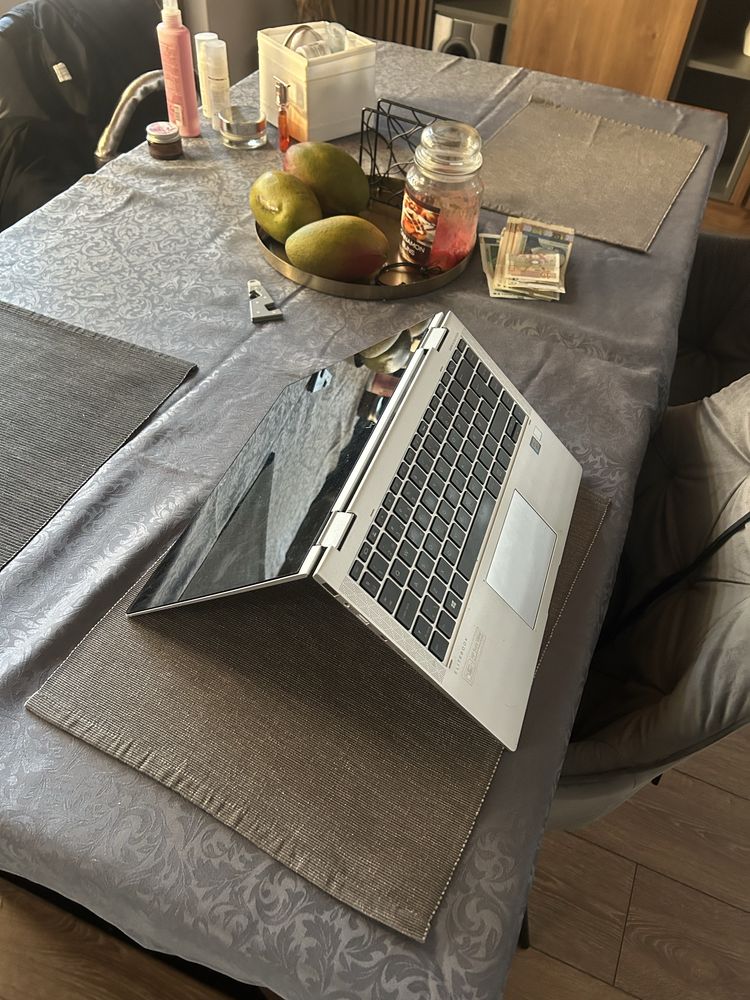 Лаптоп s Touch Screen HP