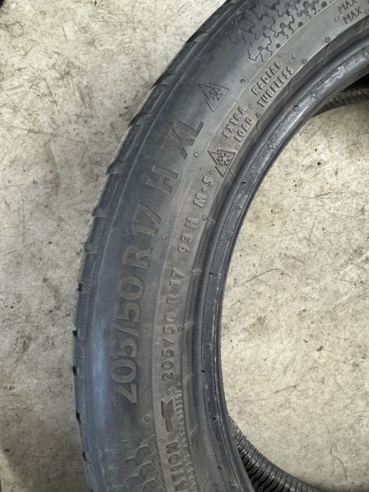 205/50/17 Continental winter contact ts870p