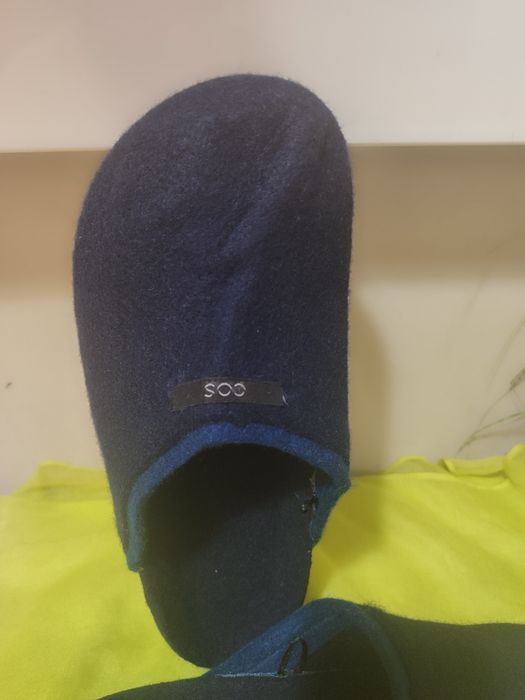 Ръчно изработени пантофи COS  от 100% чиста мерино вълна