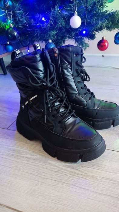 Утепленные ботинки 36 размер