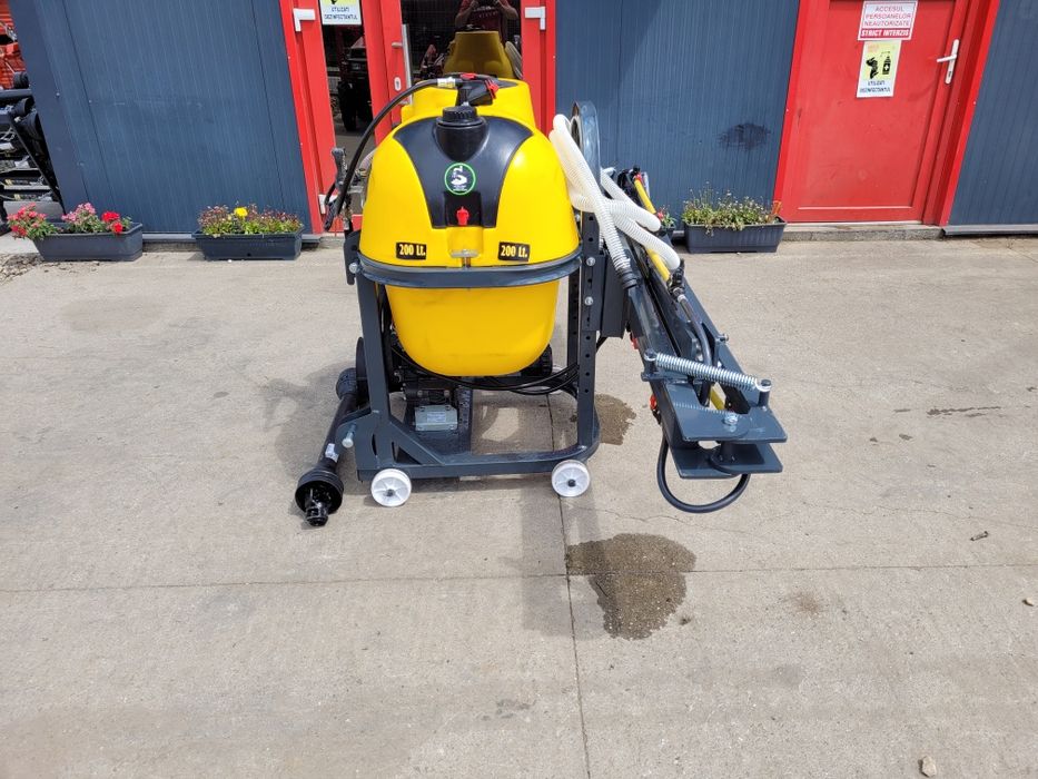 Masina, Instalație de erbicidat 200l diuze antipicurare
