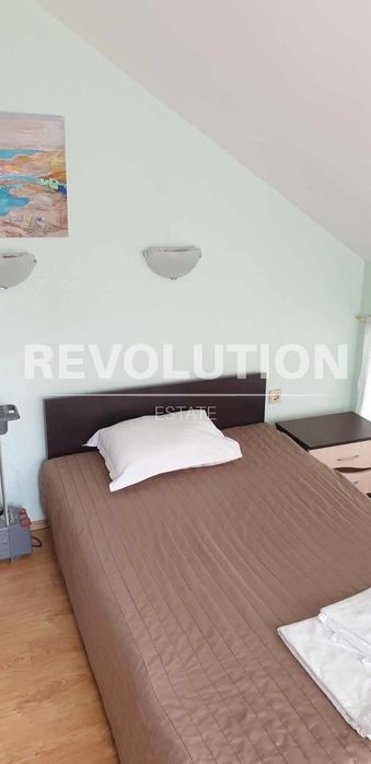 Дава се под наем Тристаен апартамент в Варна, Генералите - 100 кв.м за 450 € - Снимка #3