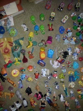 Играчки от шоколадови яйца