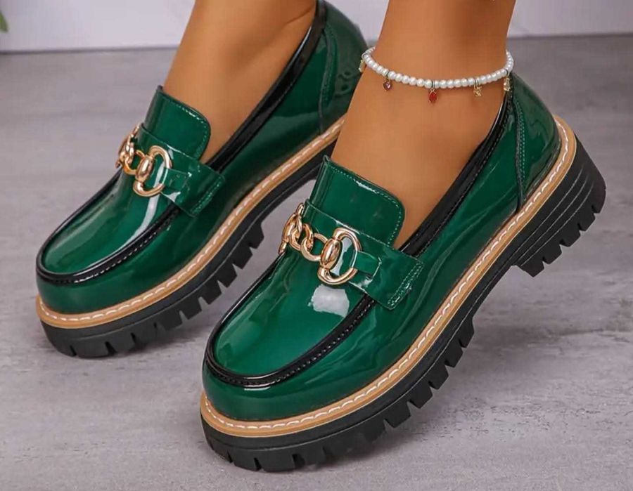 лачени обувки / лоуфери