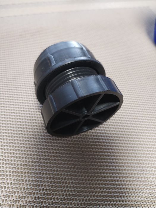 Пластмасова тапа за метална тръба ф50