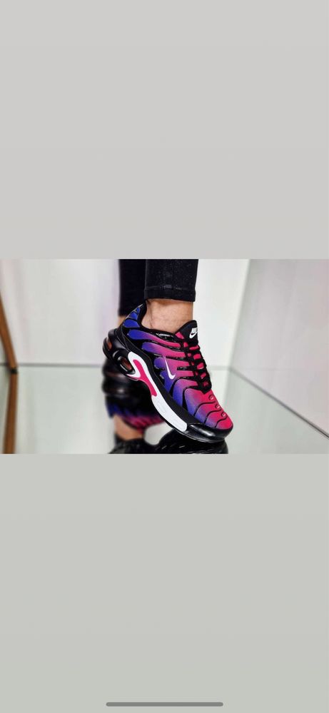 Дамски обувки NIKE