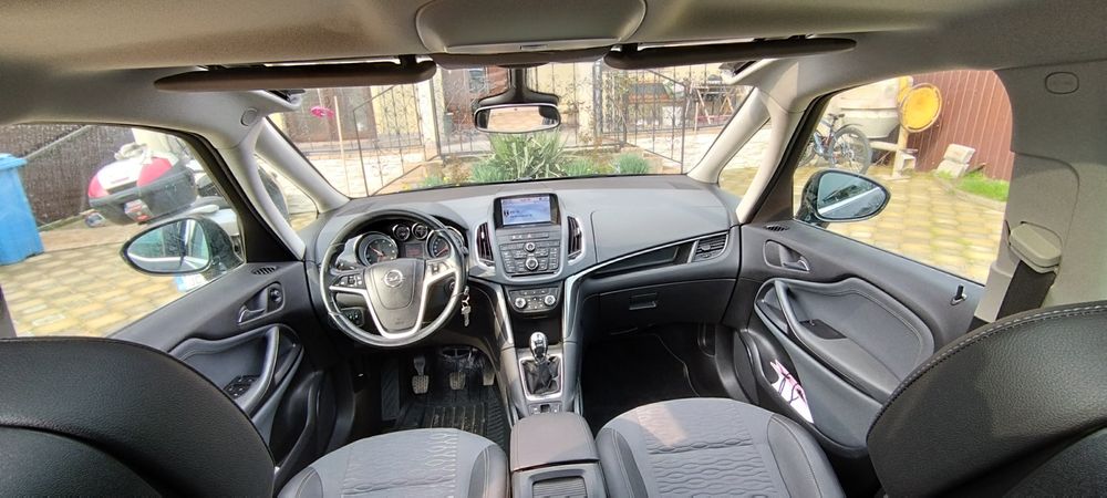 Opel Zafira tourer