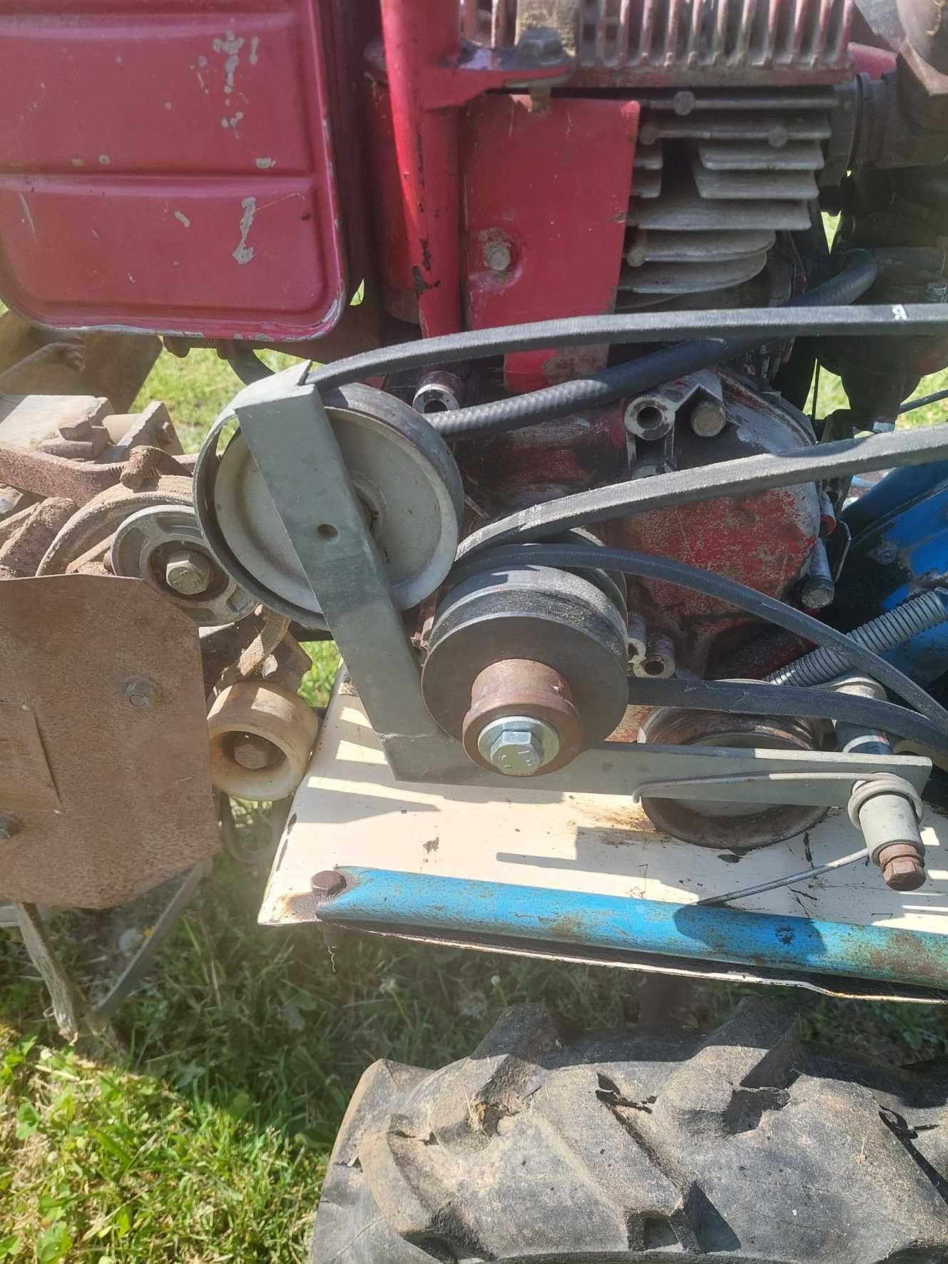 Руски мотоблок Нева МБ1 с двигател Briggs&Stratton 8 к.с.