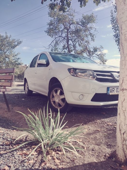 Vând Logan 1.5 diesel an 2017 acte la zi , Preț 4400 Euro