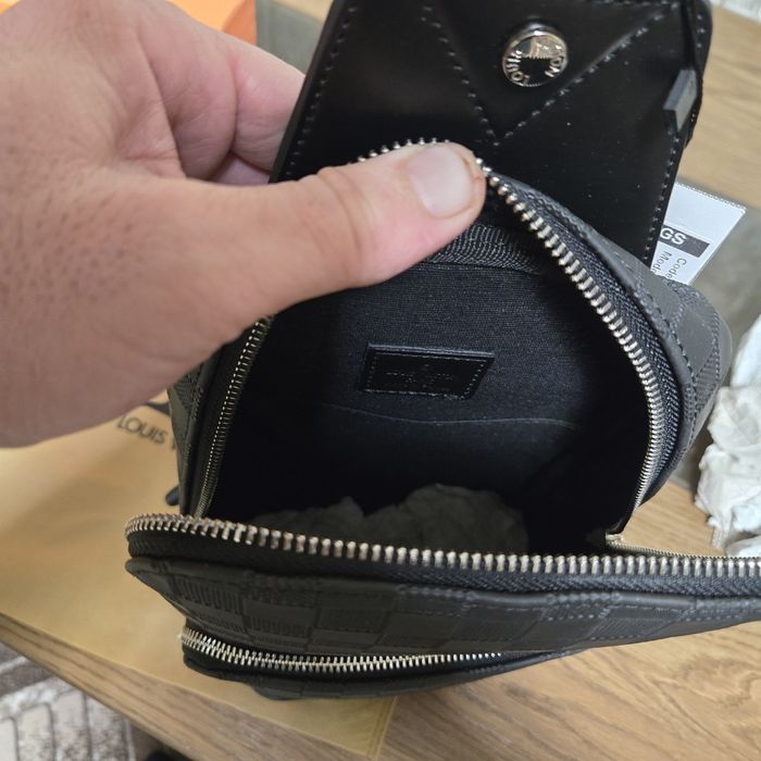 Мъжка чанта louis vuitton