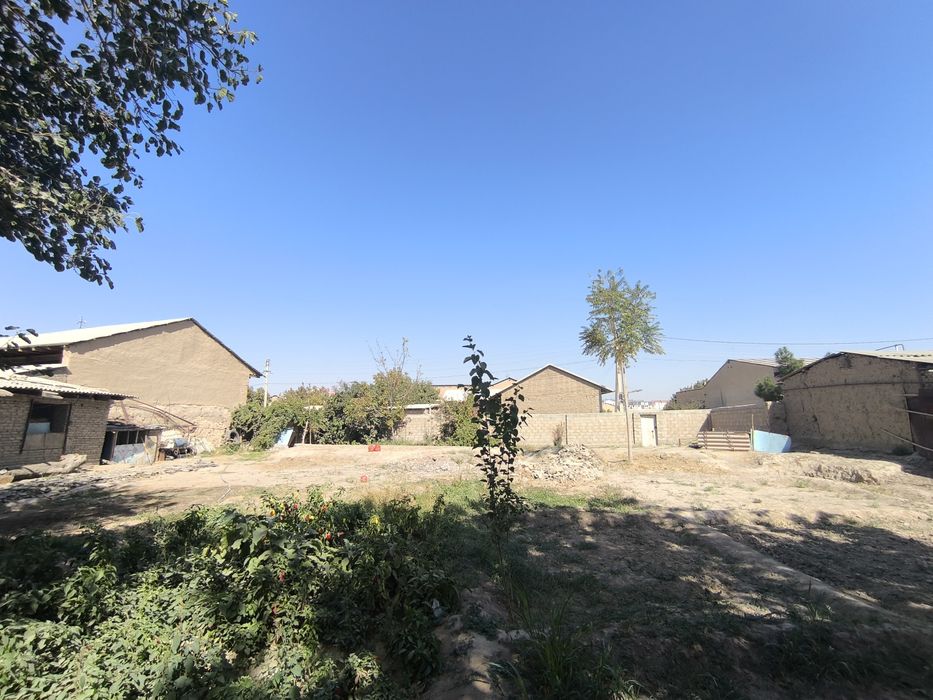 Yer sotiladi, kelishilgan holda, manzil Berigavoy