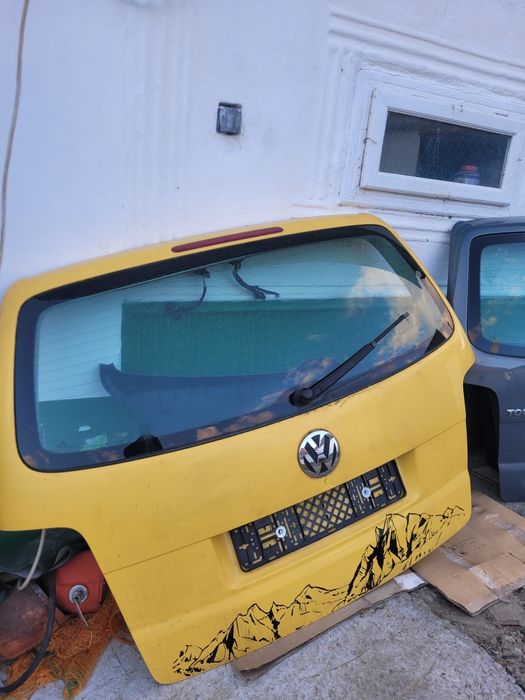 Vând haioane.Diferte marci,culori si modele