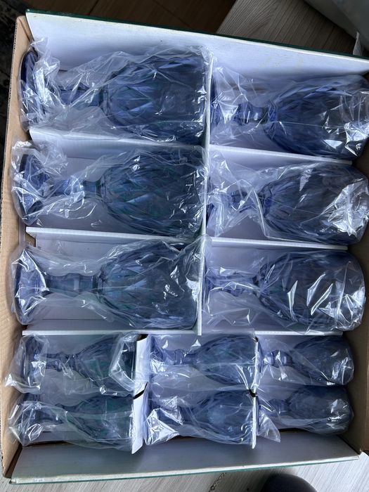 Продам Набор синих фужеров 12 штук