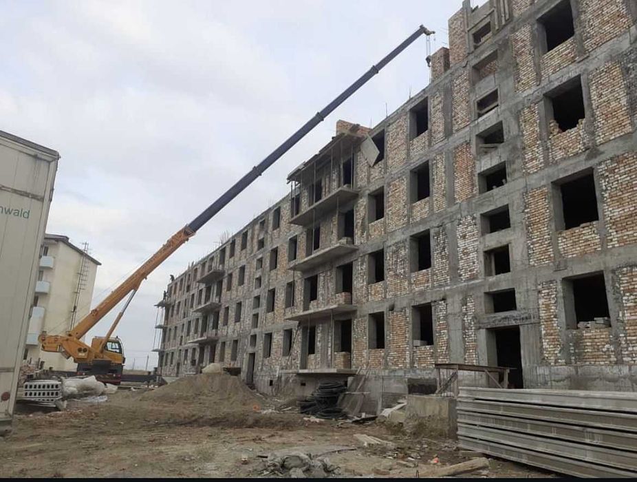 Услуги Крана 25т стрела 41м и 33ми Автокран Аренда Металлоконструкций