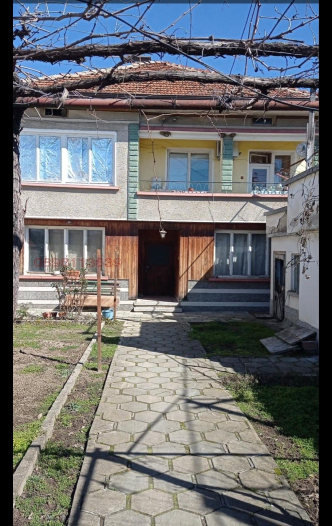 Етаж от къща, с. Калояново, Пловдивска област
с. Калояново, област Пло
