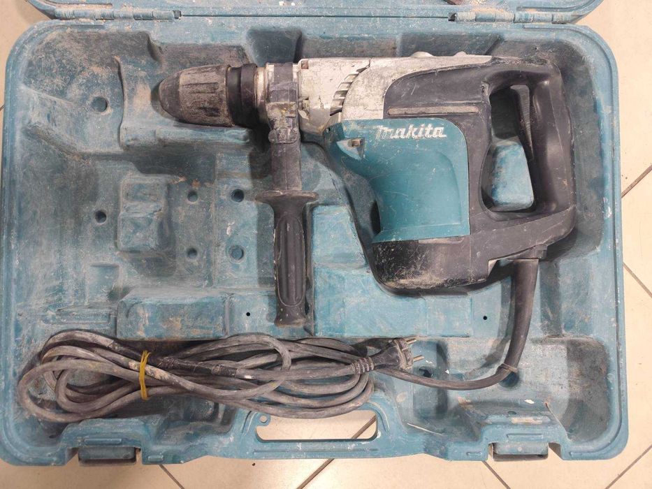 Перфоратор Makita електрически SDS-max, 1050 W,HR4002