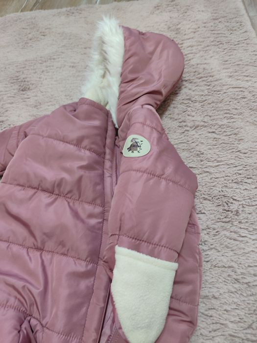 Космонавт 3-6 месеца (68см.) и 6-9 месеца (74см.)