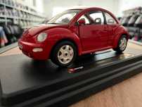 Метална колекционерска количкa BBURAGO VW NEW BEATLE   мащаб 1:24