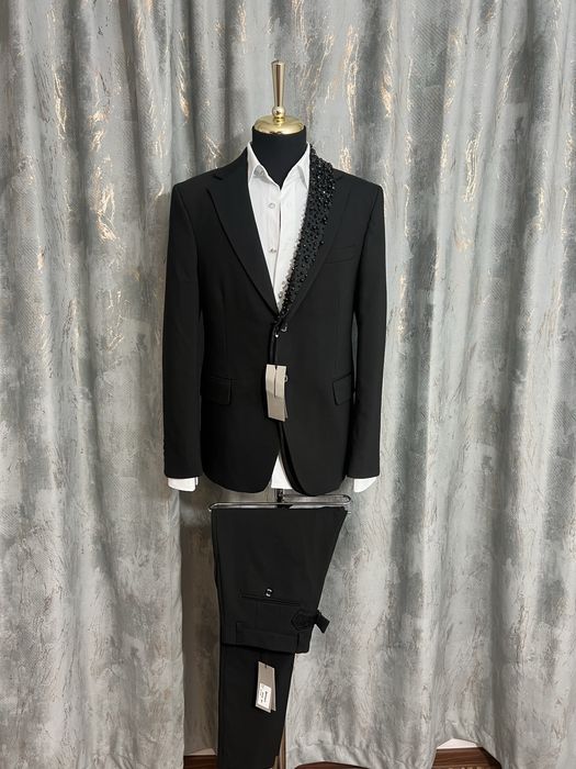 Costum Dior , elegant