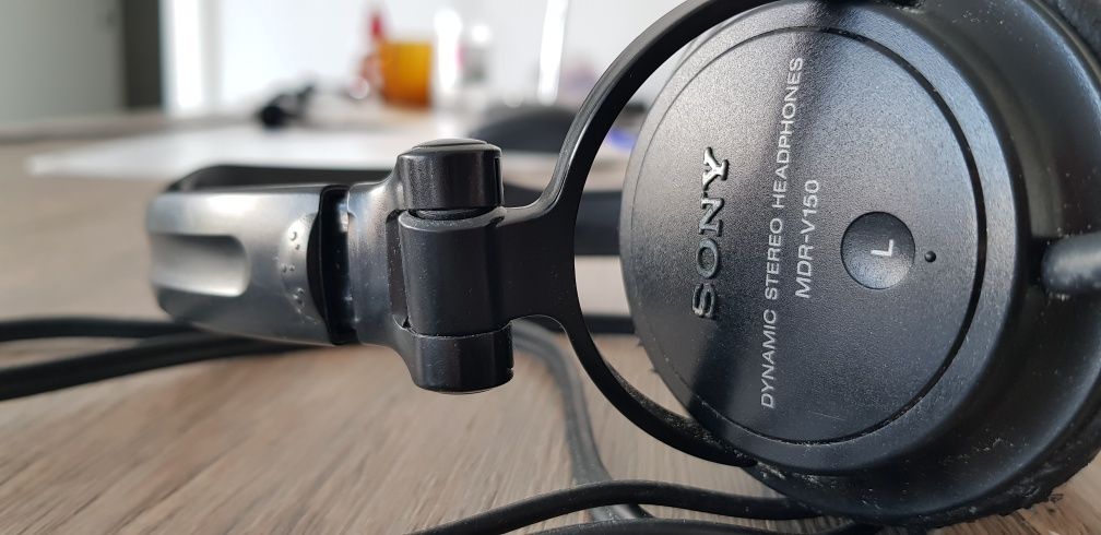 Căști over ear Sony MDR-150