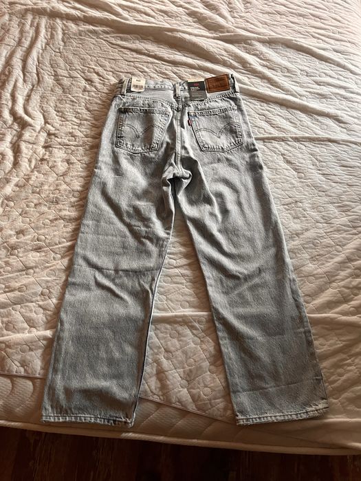 ЧИСТО НОВИ с етикет Levi’s 100% ПАМУК прави дънки, висока талия