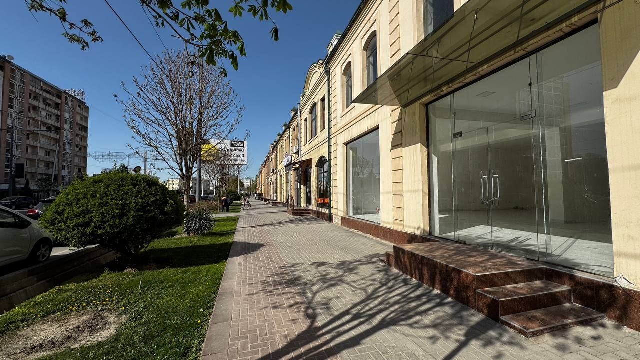 Продается Коммерческое помещение под бизнес площадью 200 м². Расположе